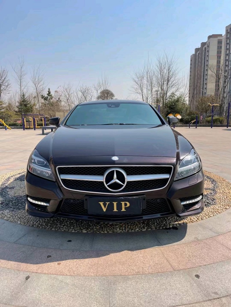 青岛13年奔驰CLS1