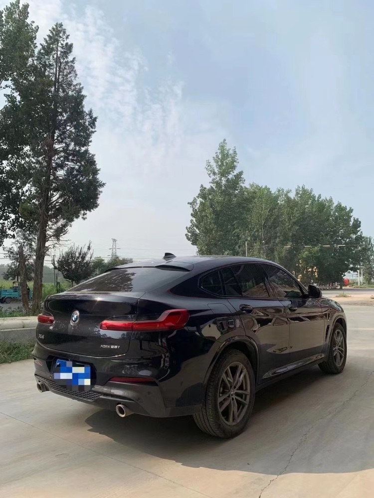 青岛20年宝马X42