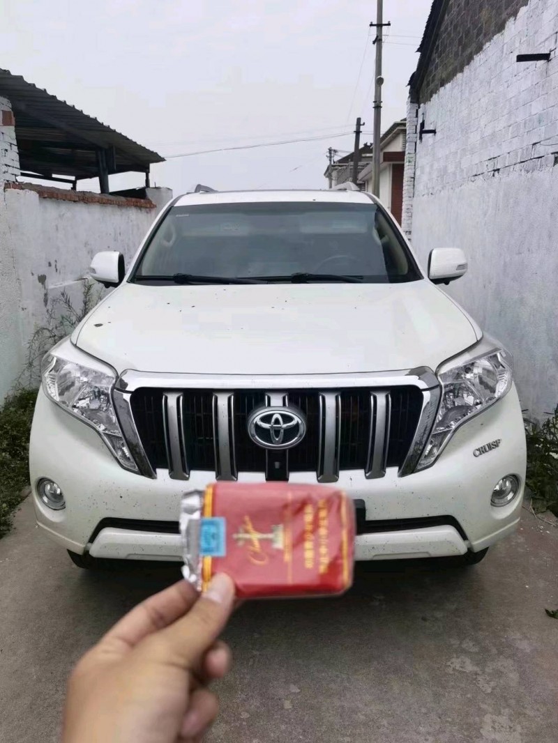 徐州17年丰田普拉多1