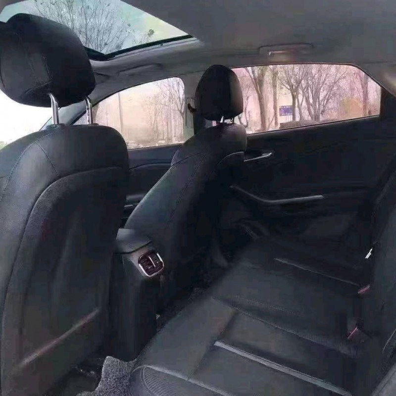 北京18年现代菲斯塔1