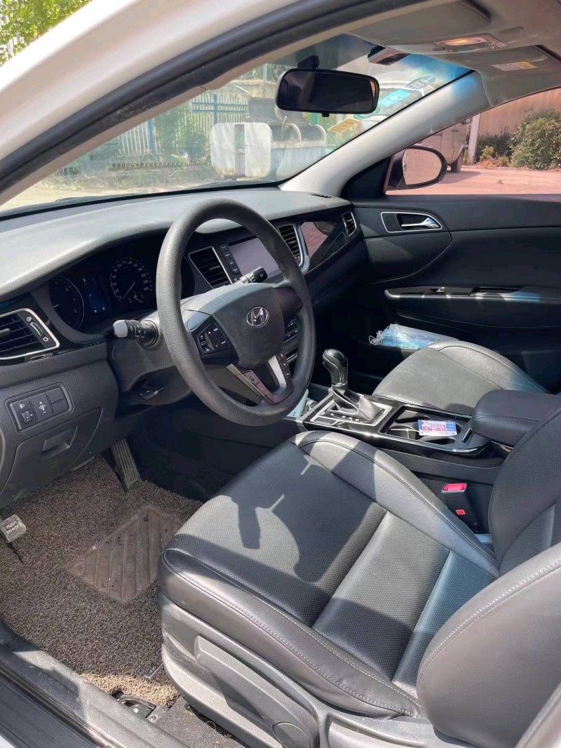 徐州17年现代名图7