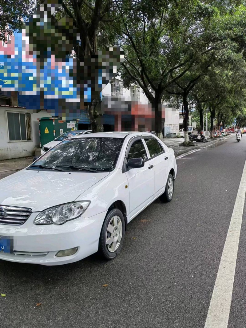 桂林17年比亞迪F38
