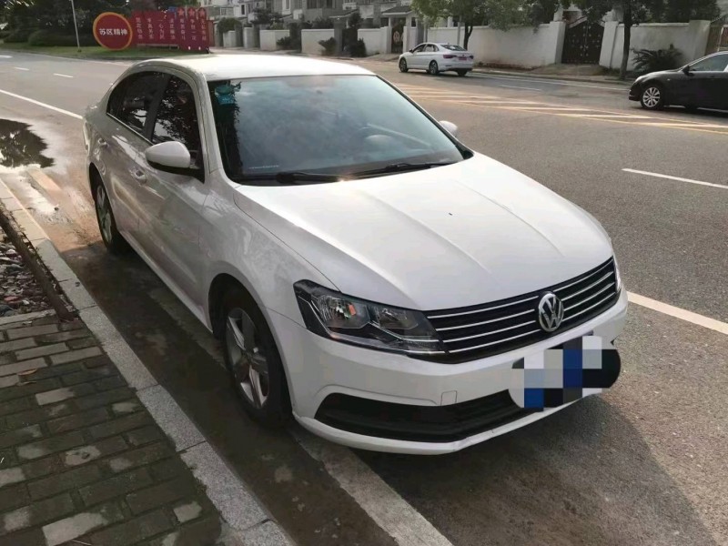 吉安18年大眾朗逸2