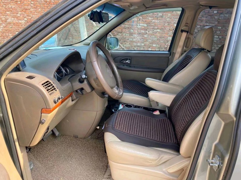 青岛11年别克GL86