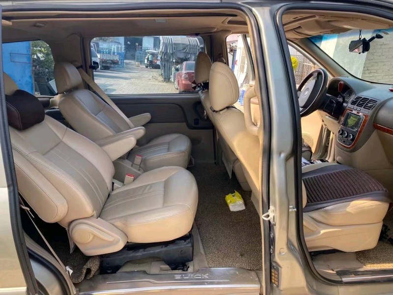 青岛11年别克GL87