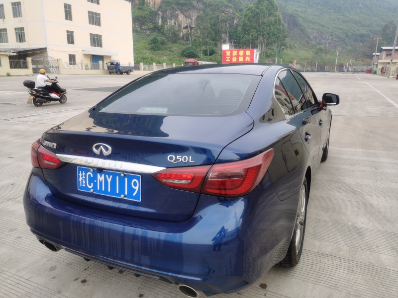 桂林19年英菲尼迪Q50L4