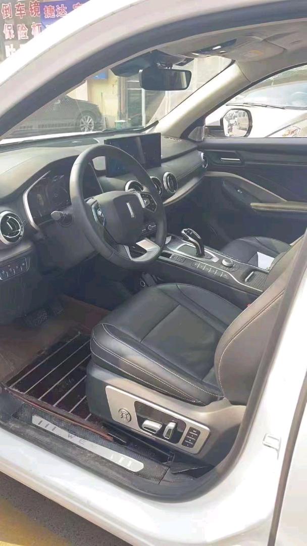 煙臺20年長城汽車WEY VV64