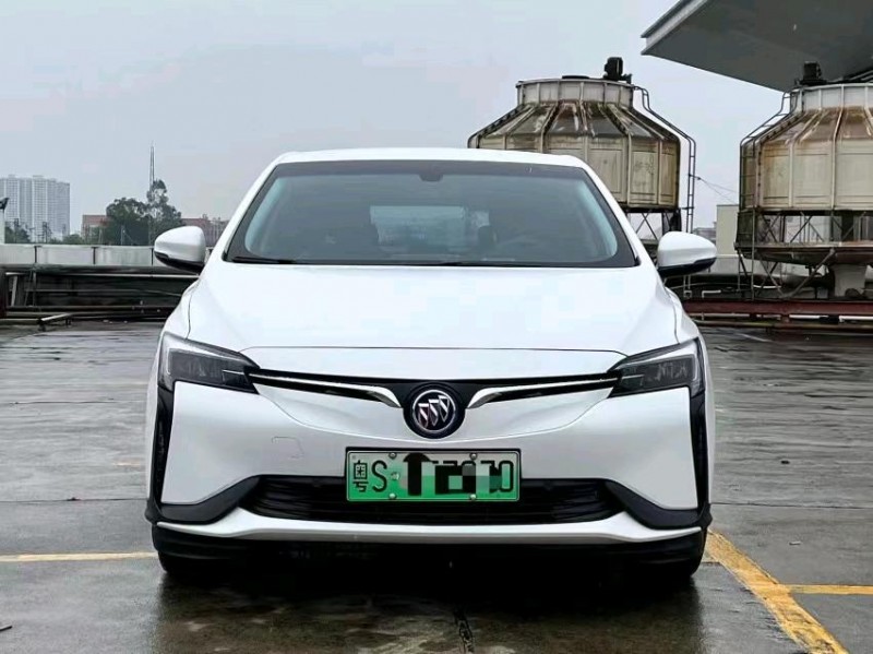 东莞21年别克微蓝1