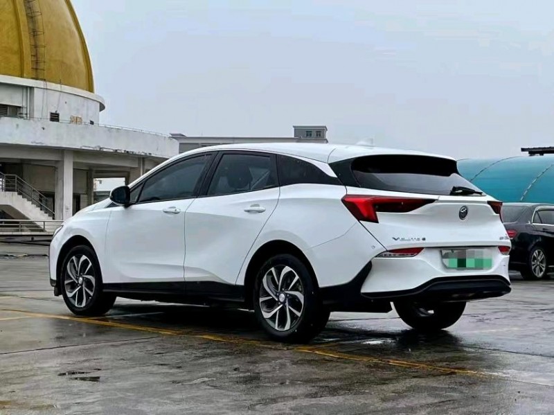 东莞21年别克微蓝6