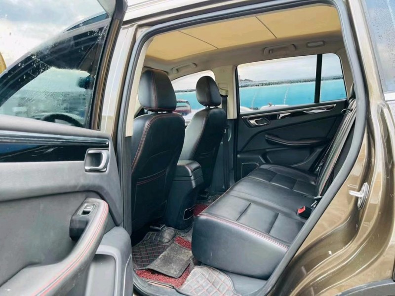 东莞16年众泰大迈X54