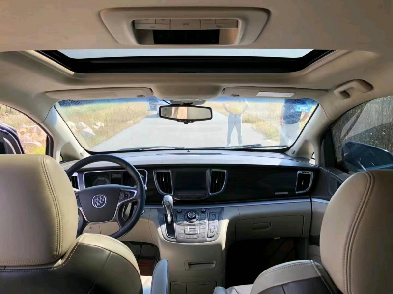 青岛11年别克GL87