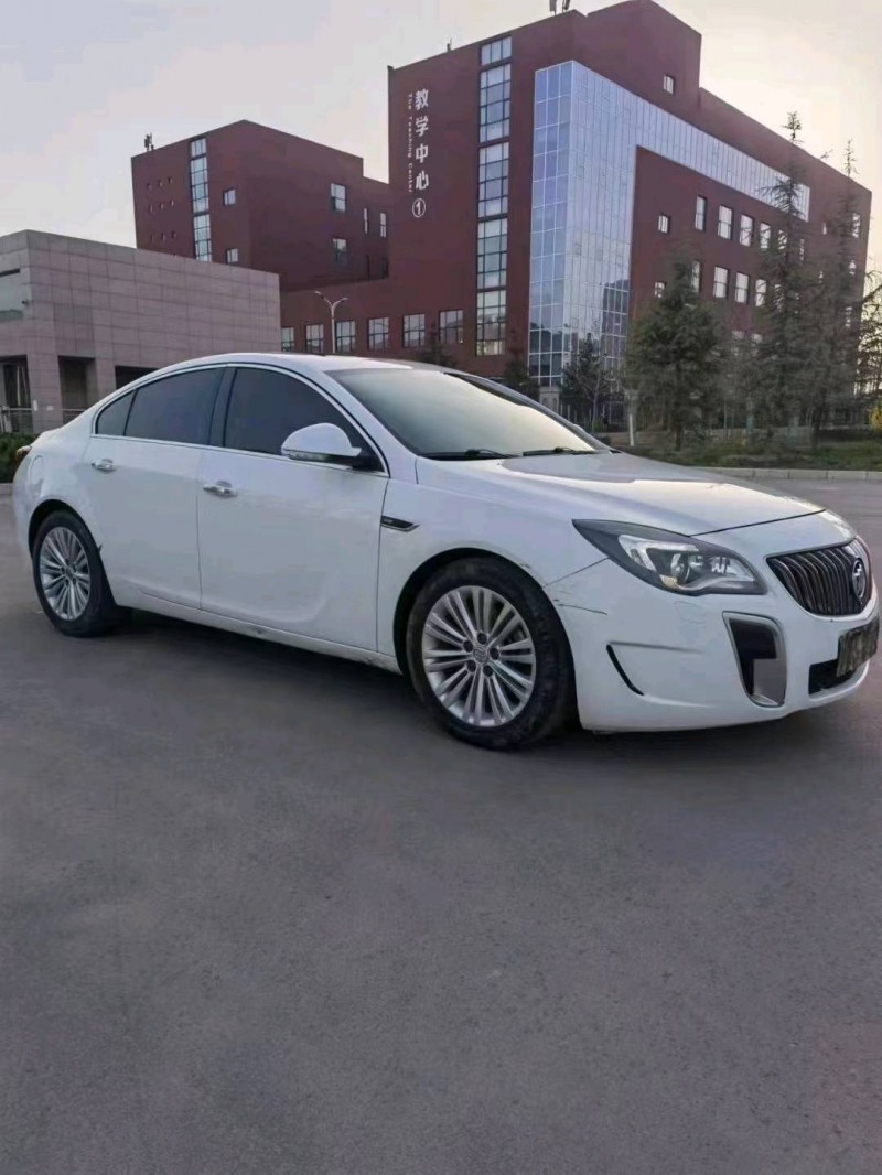 青岛14年别克君威3