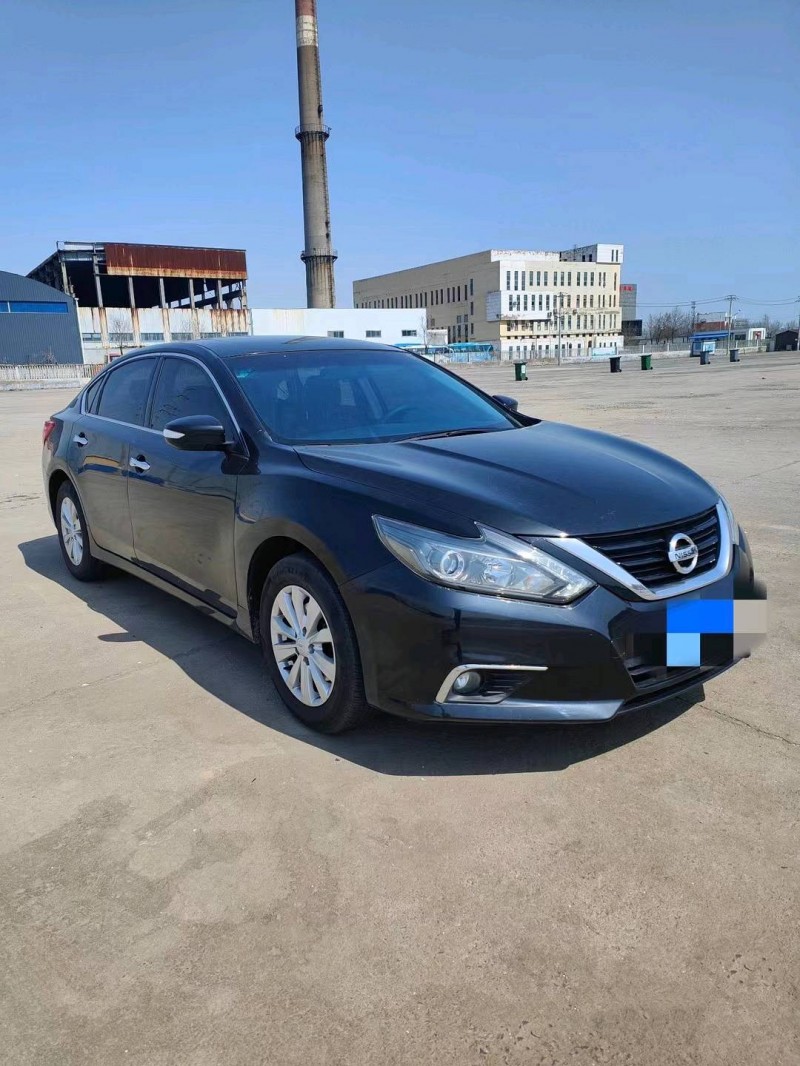 邢臺18年日產天籟2