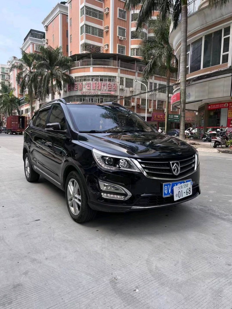 汕頭18年寶駿5604