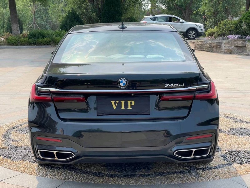 青岛20年宝马7系9