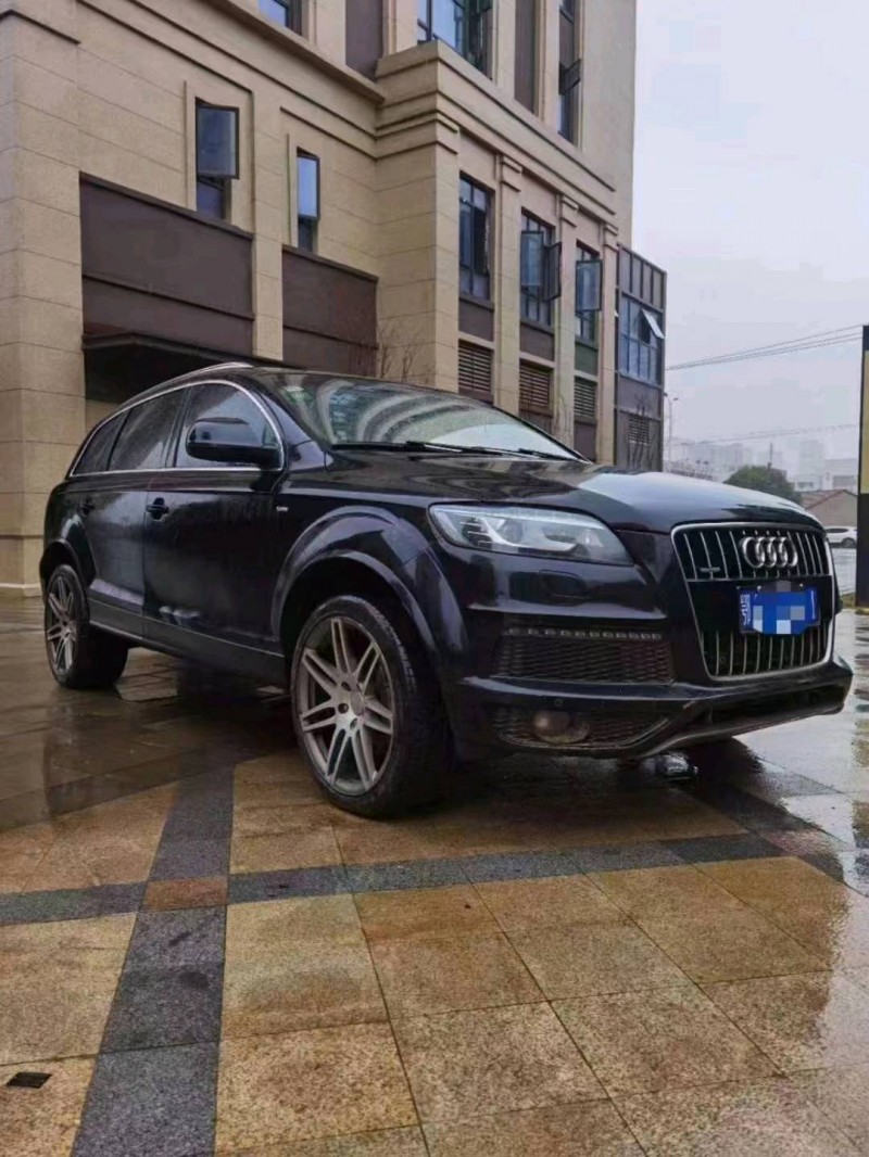 北京10年奥迪Q74