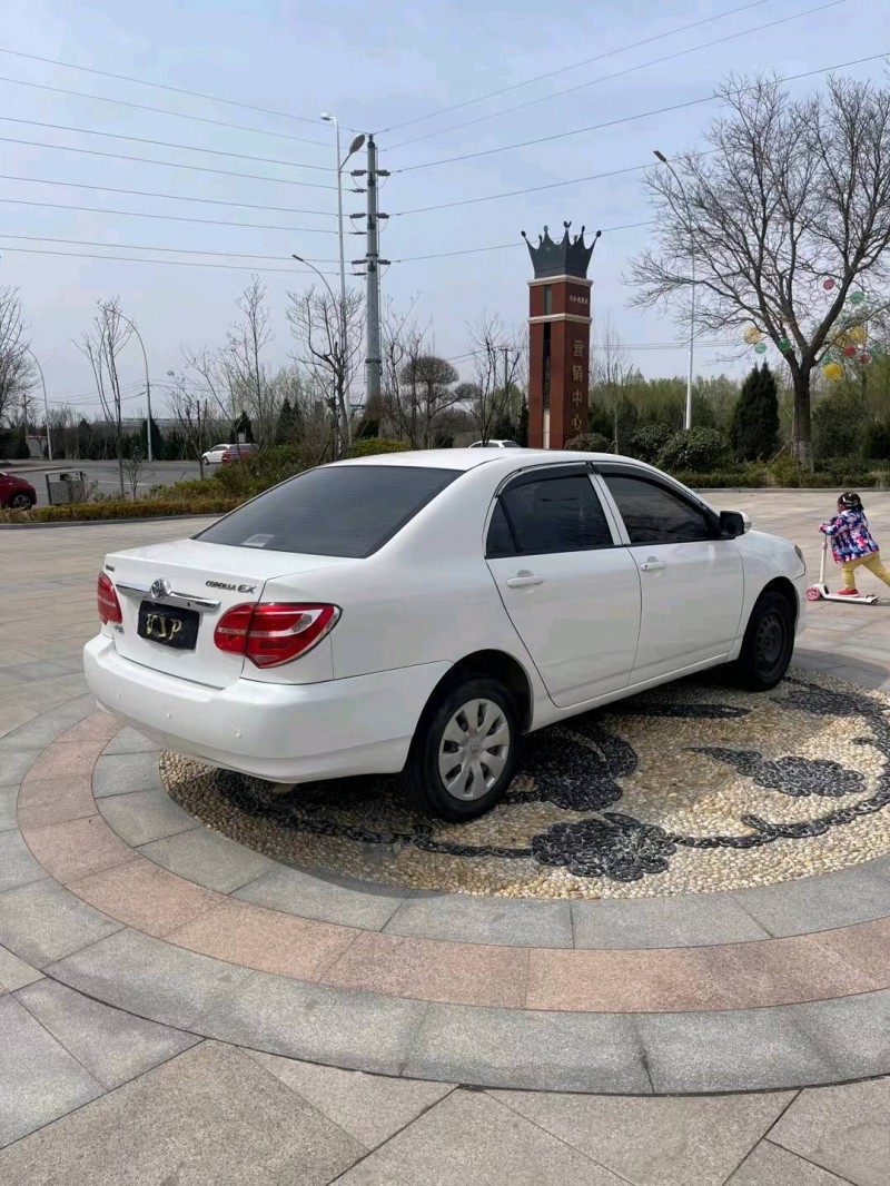 青岛15年丰田花冠7