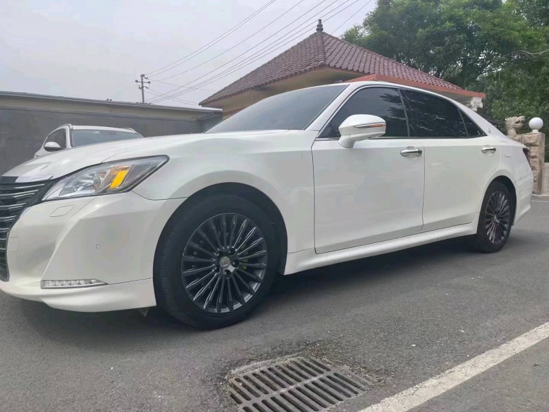 濟南15年豐田皇冠2