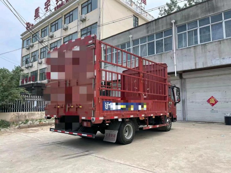 徐州21年卡車系列重汽豪沃7