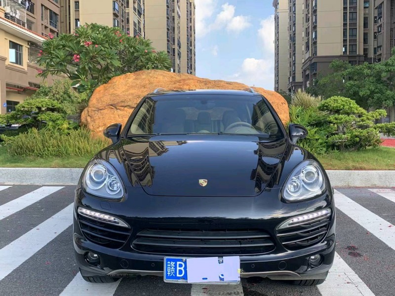 廣州11年保時捷卡宴1