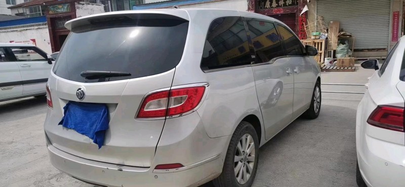 青岛14年别克GL86