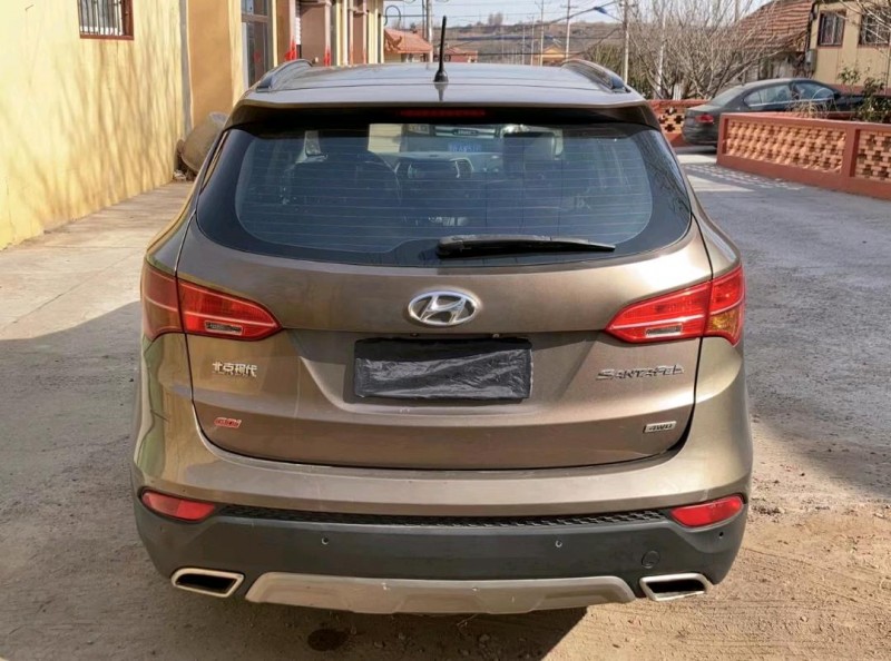 青岛13年现代新胜达6