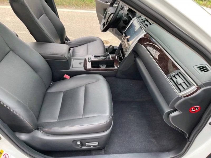 徐州17年丰田凯美瑞6