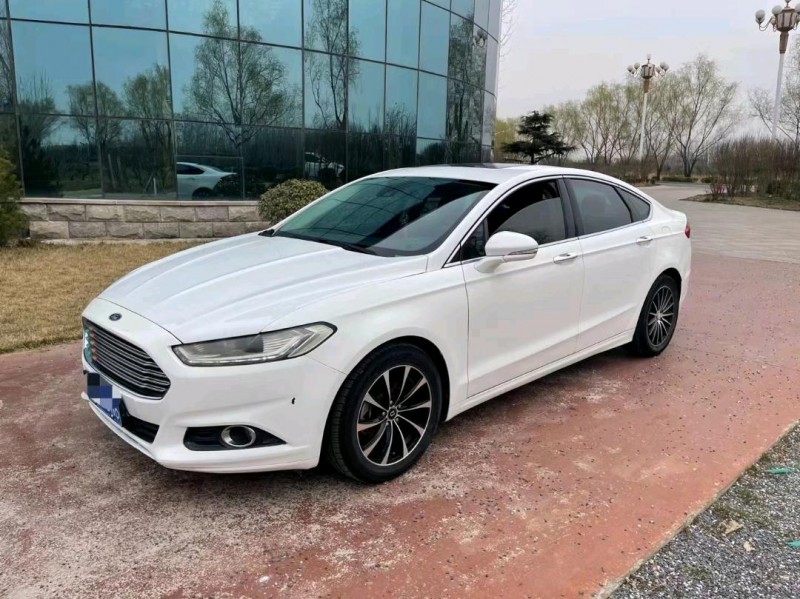 青岛16年福特蒙迪欧2