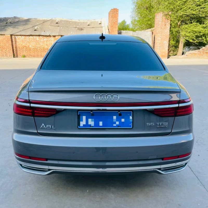 天津18年奧迪A8L4