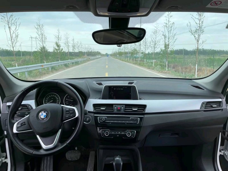 徐州17年宝马X12