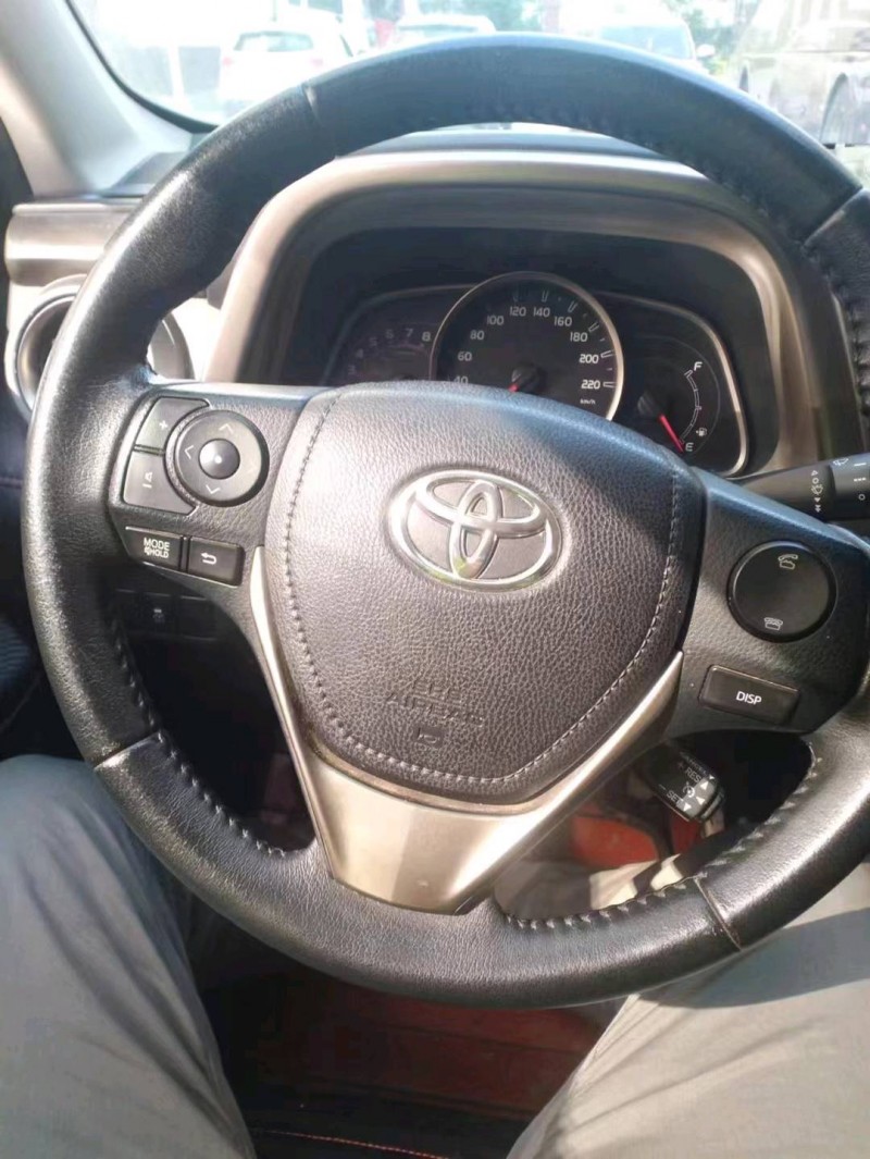 鄂州14年豐田RAV4榮放3