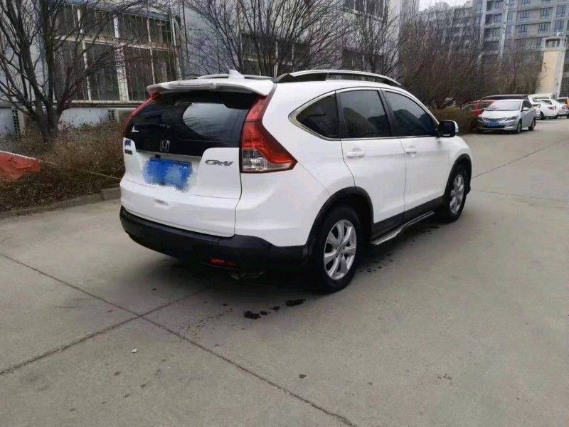 濟寧13年本田CR-V4