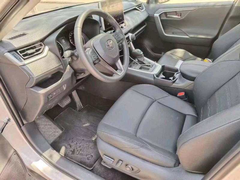 北京22年丰田威兰达2