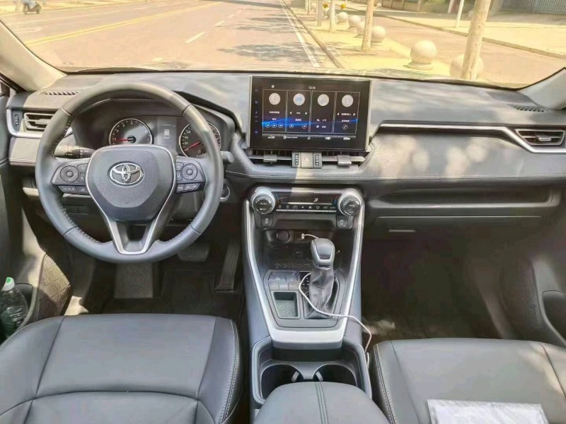 北京22年丰田威兰达7