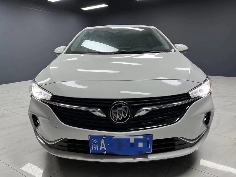 成都20年別克威朗8
