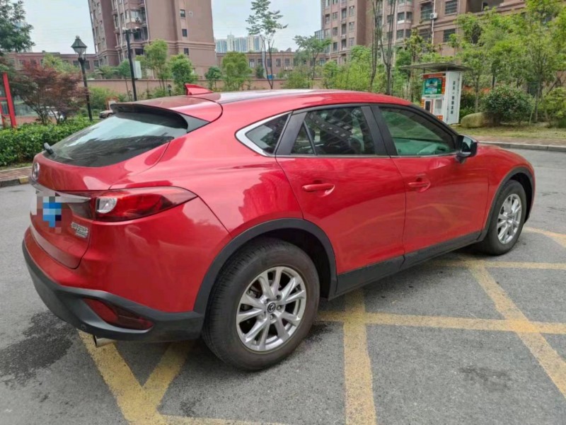 景德鎮17年馬自達CX-42