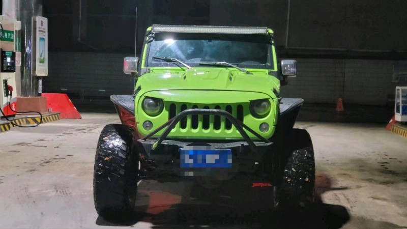 婁底15年Jeep牧馬人5