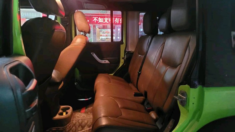 婁底15年Jeep牧馬人4
