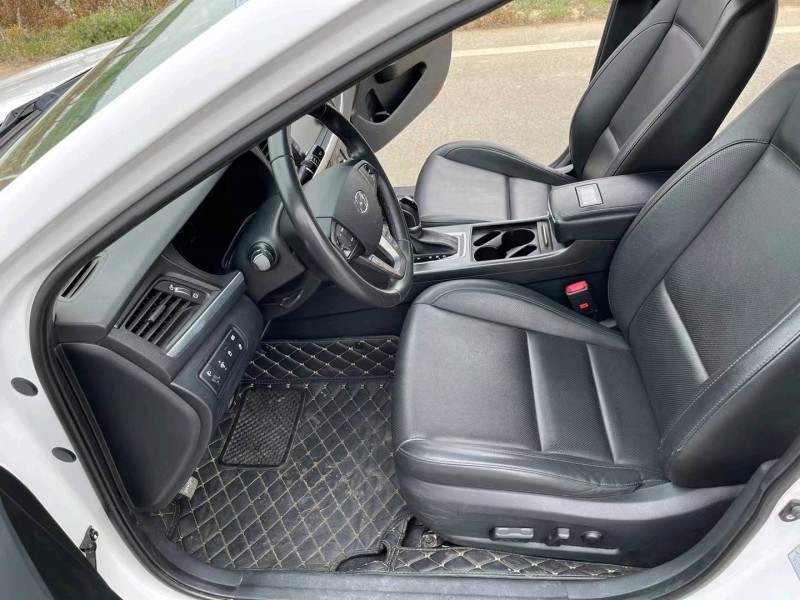 徐州17年现代名图3