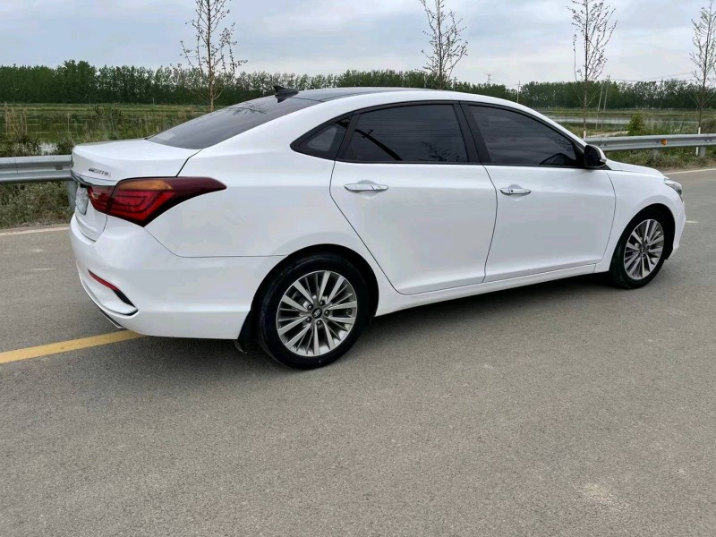 徐州17年现代名图4