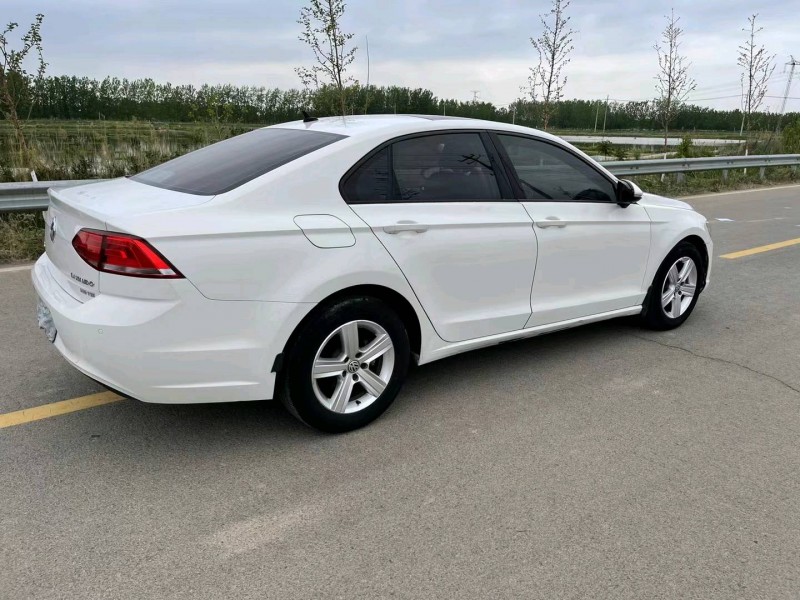 徐州17年大众凌渡2