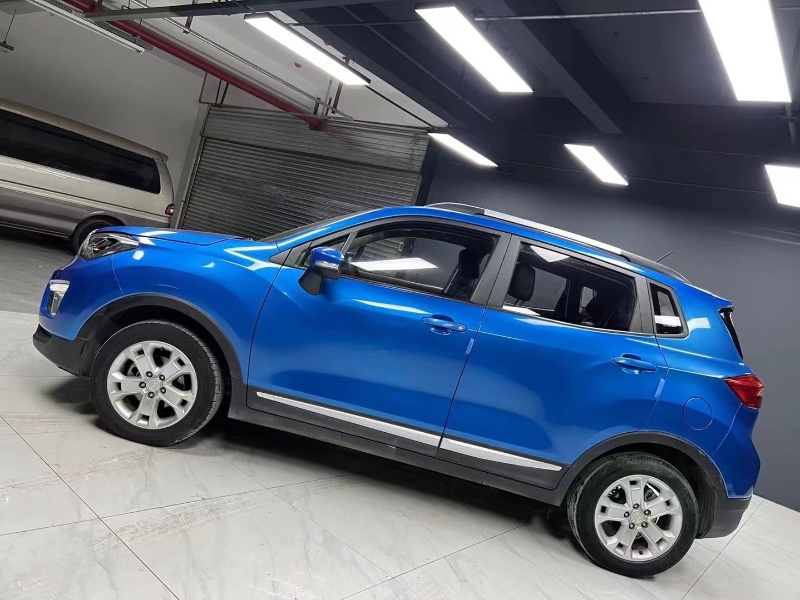 成都17年長安汽車CS156