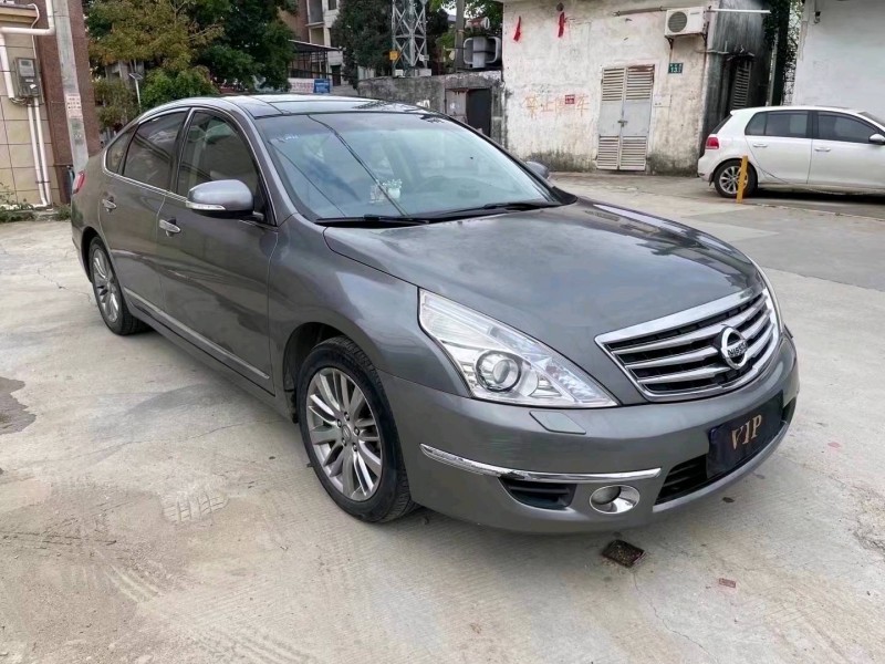 廣州11年日產天籟4