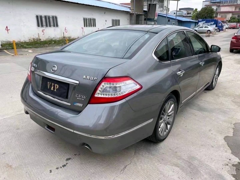 廣州11年日產天籟1