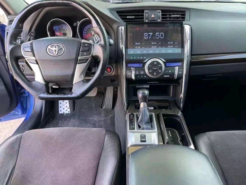 中山14年丰田锐志7