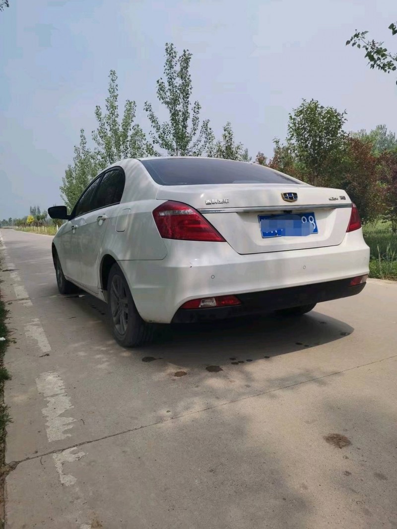 新鄉17年吉利帝豪3