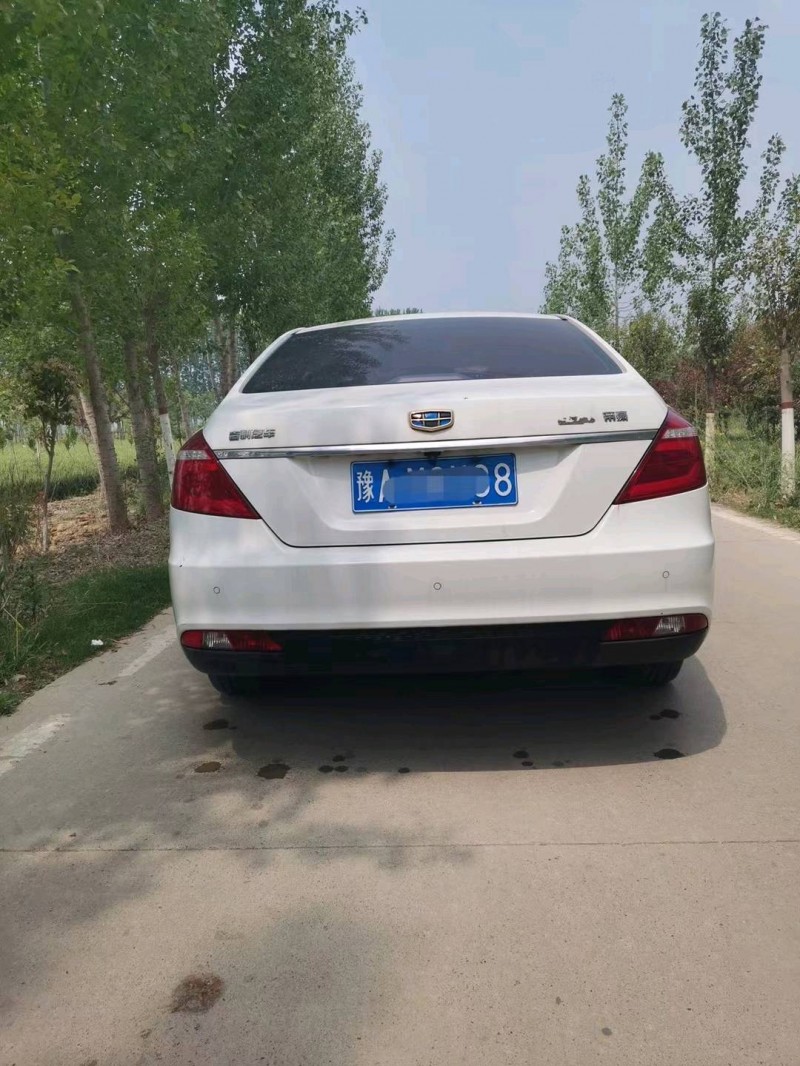 新鄉17年吉利帝豪7