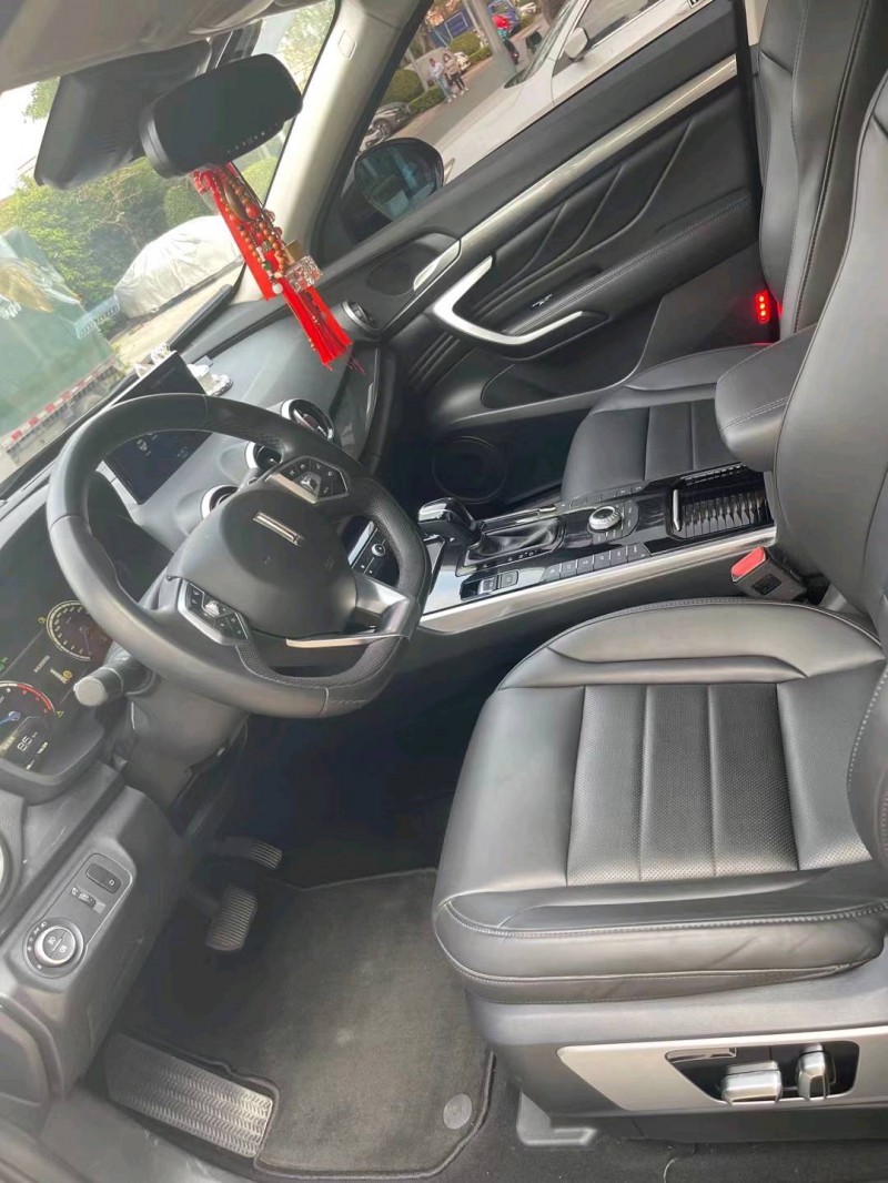 佛山17年長城汽車WEY VV77