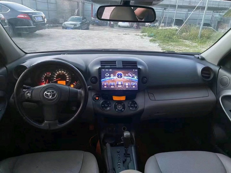 防城港11年豐田RAV4榮放4