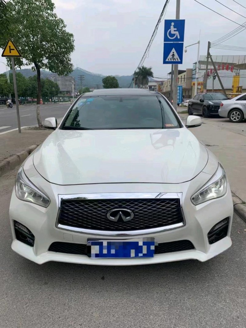 汕頭16年英菲尼迪Q50L2